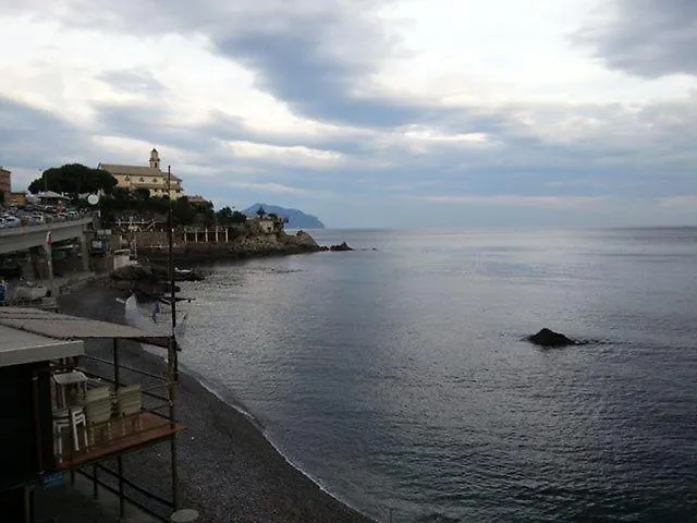 Casetta Sopra Il Mare Genova Appartamento